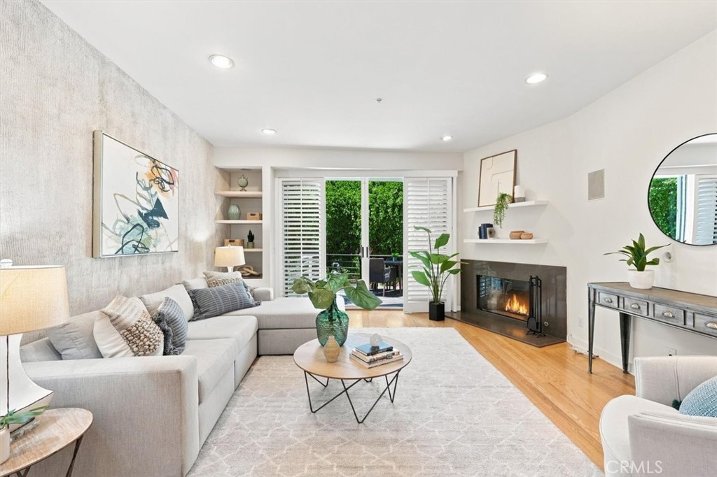 943 14th Street 101, Santa Monica, CA 90403 — photo 1