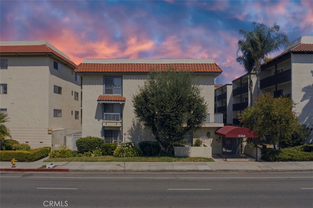 5354 Lindley Avenue 209, Encino, CA 91316 — photo 1