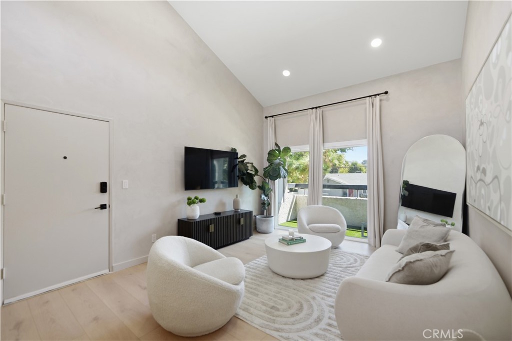 25039 Peachland Avenue 204, Newhall, CA 91321 — photo 1