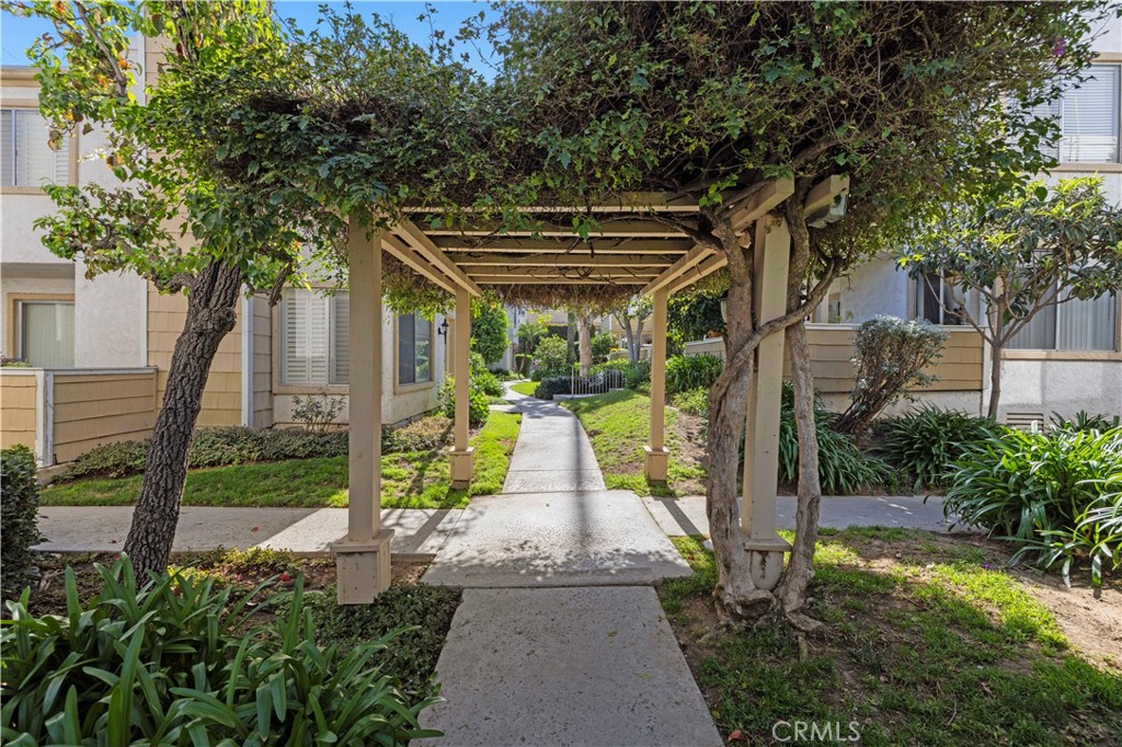 18408 Hatteras Street, Tarzana, CA 91356 — photo 1