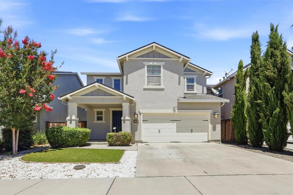 290 Heartland Drive, Hollister, CA 95023 — photo 1