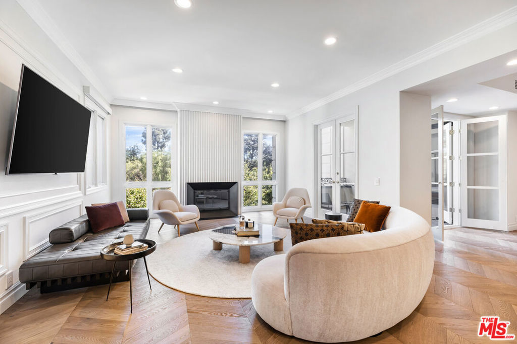 10110 Empyrean Way 204, Los Angeles, CA 90067 — photo 1