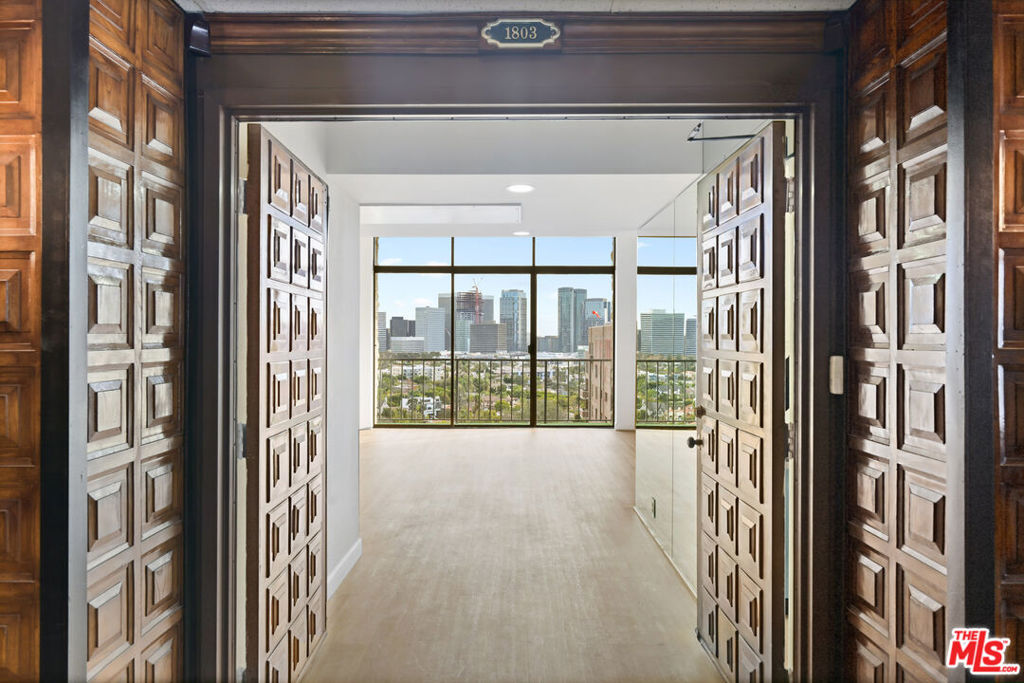 10535 Wilshire Boulevard 1803, Los Angeles, CA 90024 — photo 1