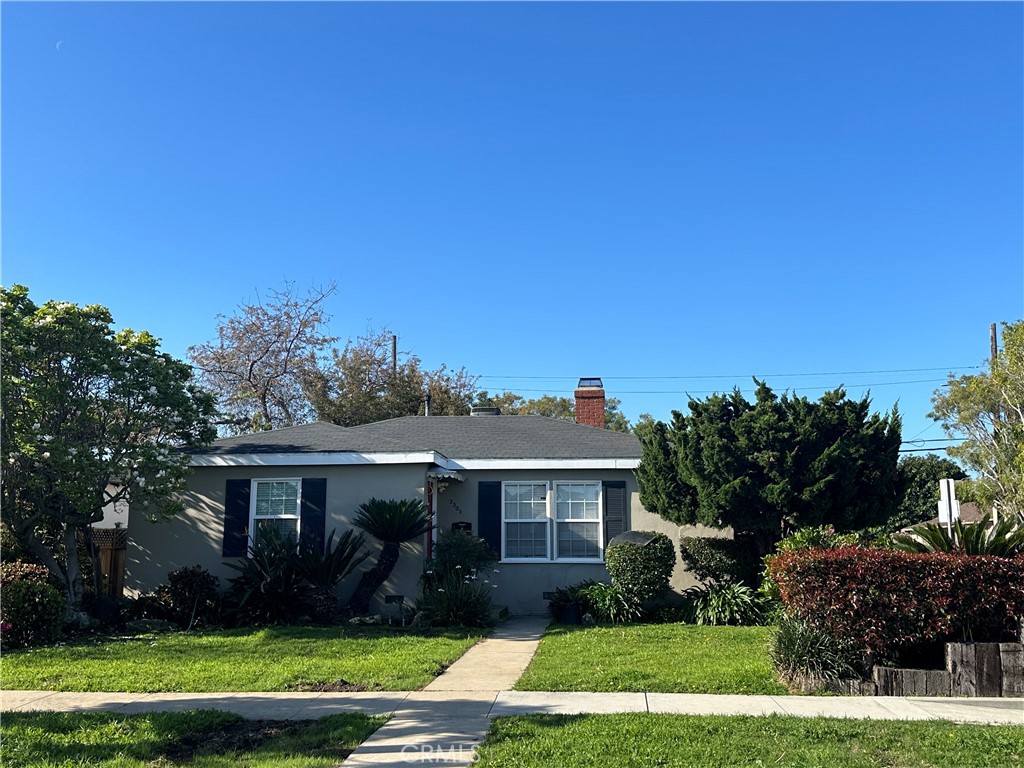 2303 Amherst, Los Angeles, CA 90064 — photo 1