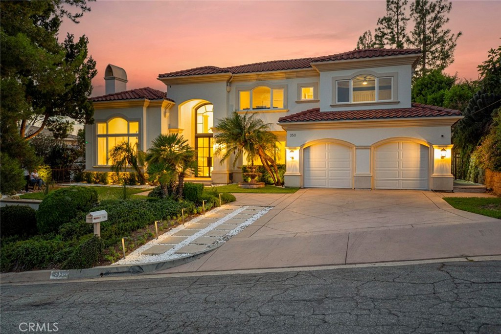 350 Starlight Crest, La Canada Flintridge, CA 91011 — photo 1