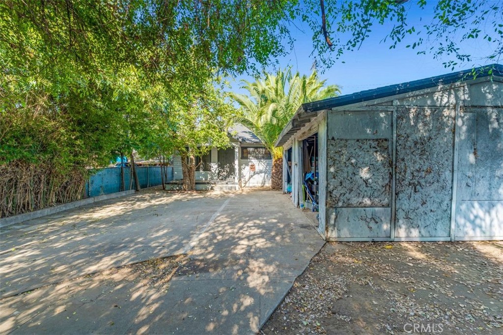 2081 Summit, Altadena, CA 91001 — photo 1