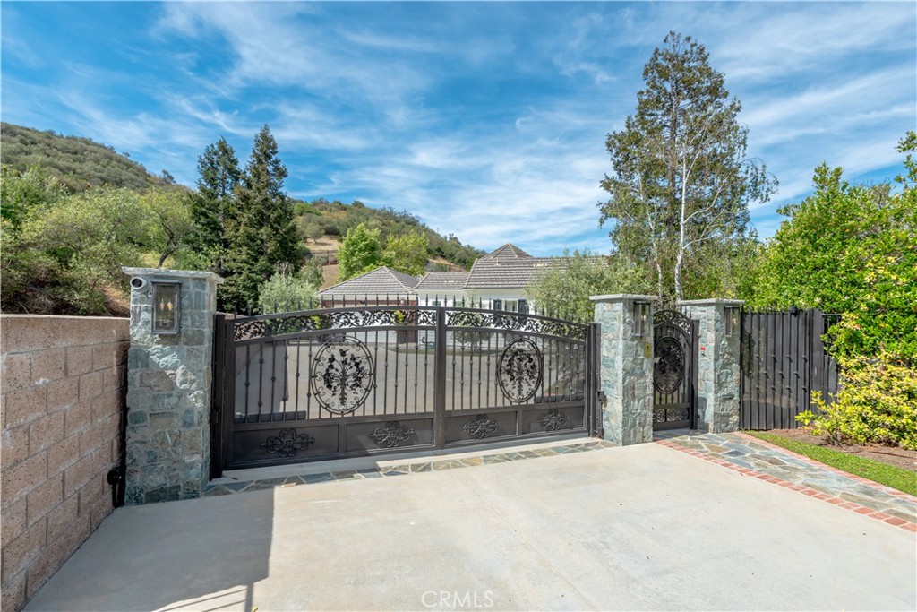 1686 SYCAMORE CANYON, Westlake Village, CA 91361 — photo 1