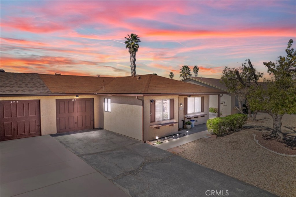 579 Corona, Hemet, CA 92545 — photo 1