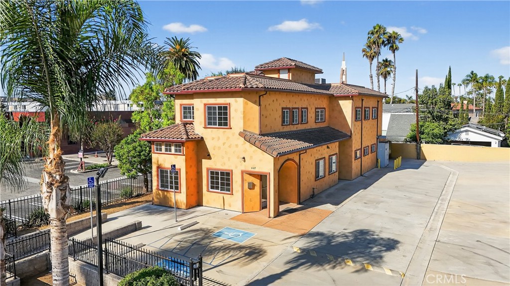 447 N Prairie Avenue, Inglewood, CA 90301 — photo 1