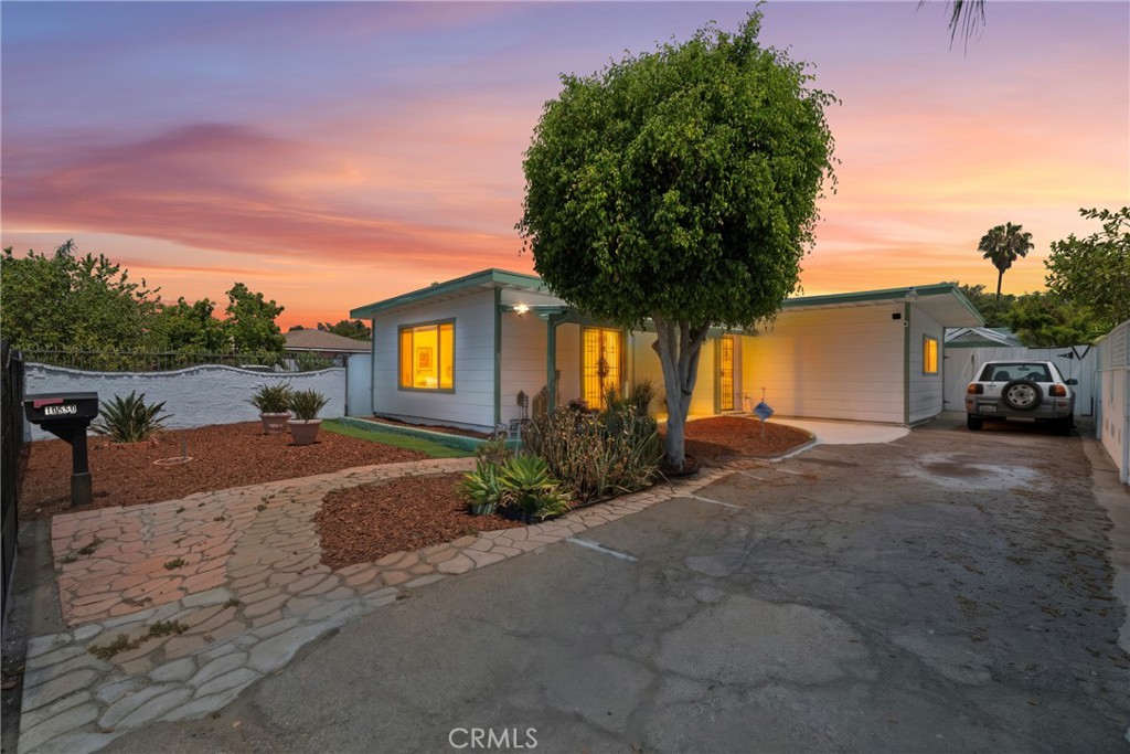 10550 Tamarack Avenue, Los Angeles, CA 91331 — photo 1