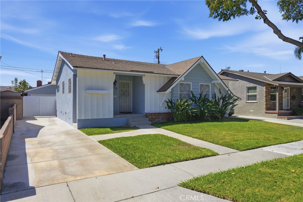 11512 213th, Lakewood, CA 90715 — photo 1