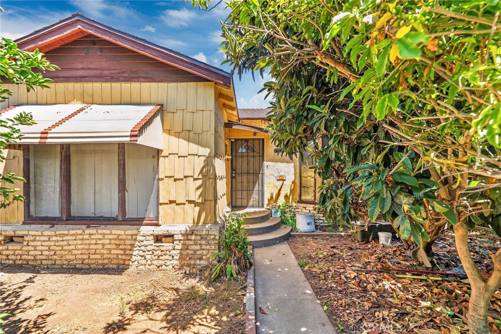 405 E Ramona, Alhambra, CA 91801 — photo 1