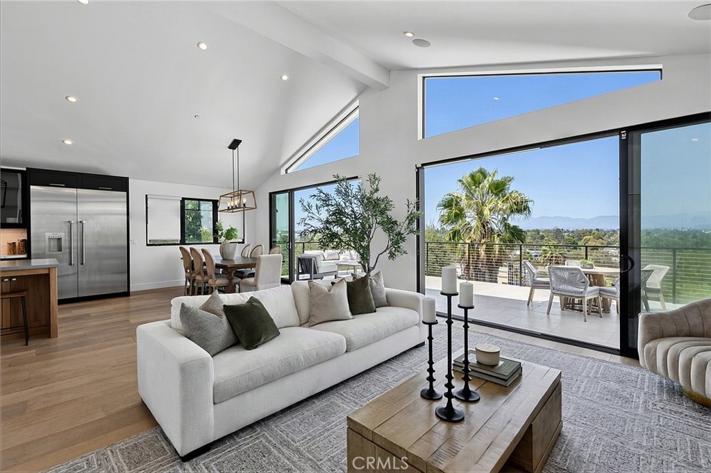 11553 Sunshine Terrace, Studio City, CA 91604 — photo 1