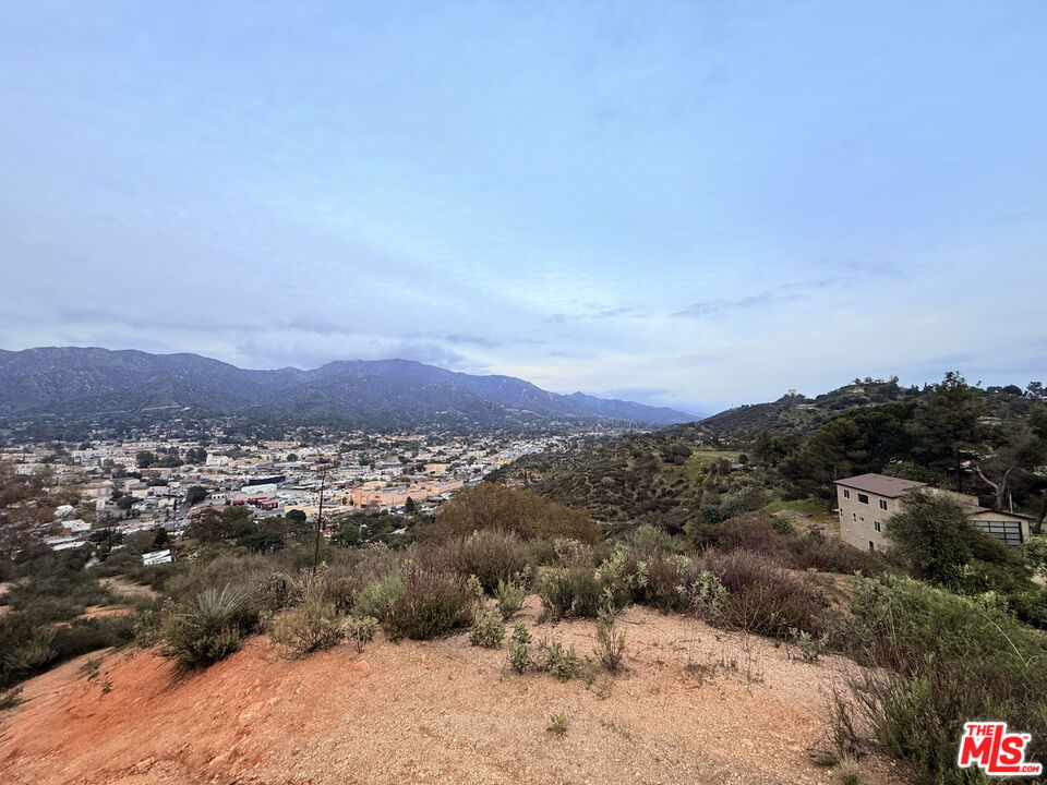 9727 N Estaban Way, Tujunga, CA 91042 — photo 1