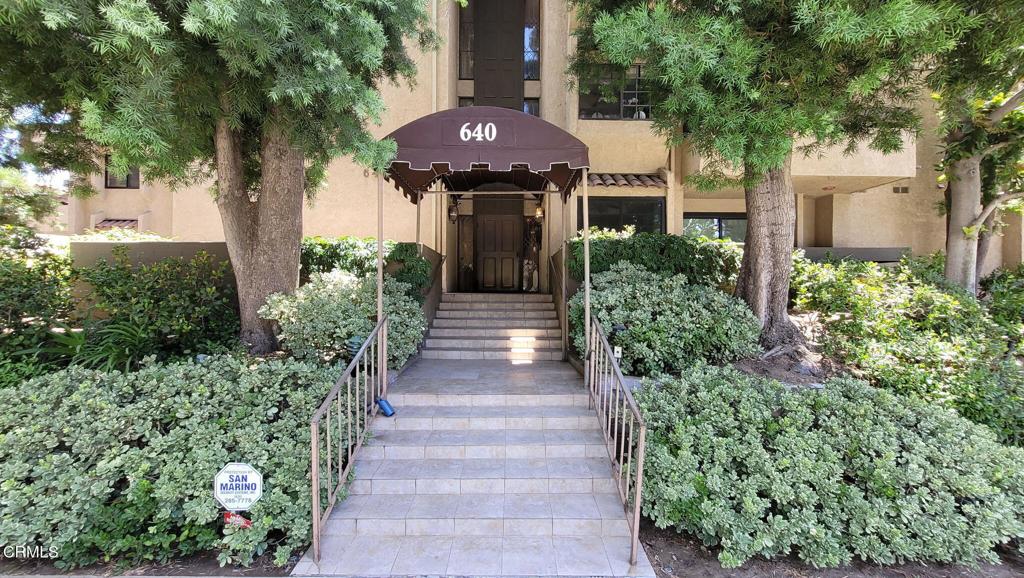 640 S Lake 204, Pasadena, CA 91106 — photo 1