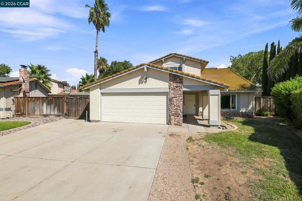 2750 Gomes Ct, Tracy, CA 95376 — photo 1