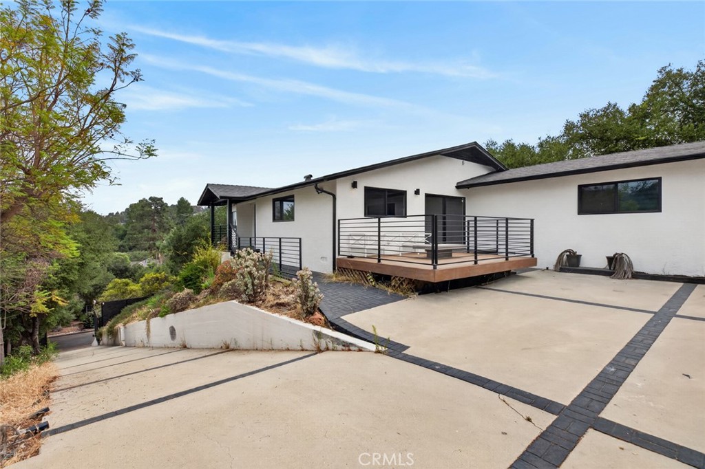 1433 El Rito, Glendale, CA 91208 — photo 1