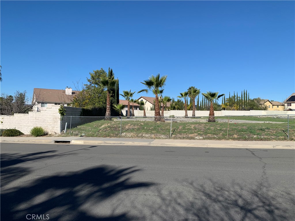 39565 Torrey Pines Road, Murrieta, CA 92563 — photo 1