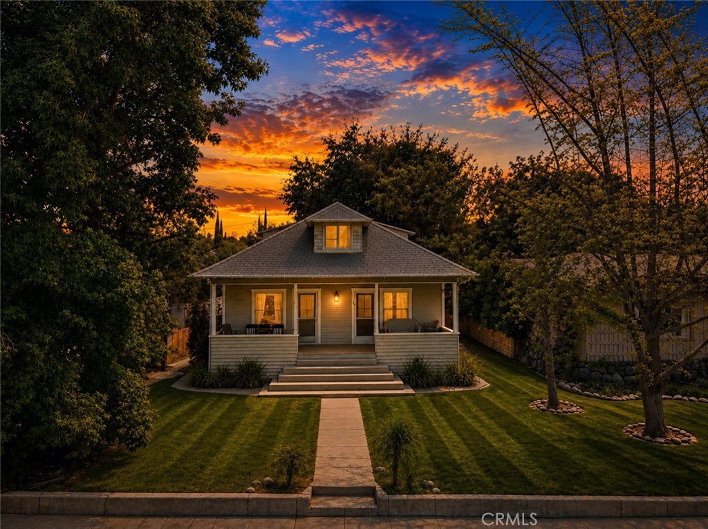 134 Grand, Monrovia, CA 91016 — photo 1