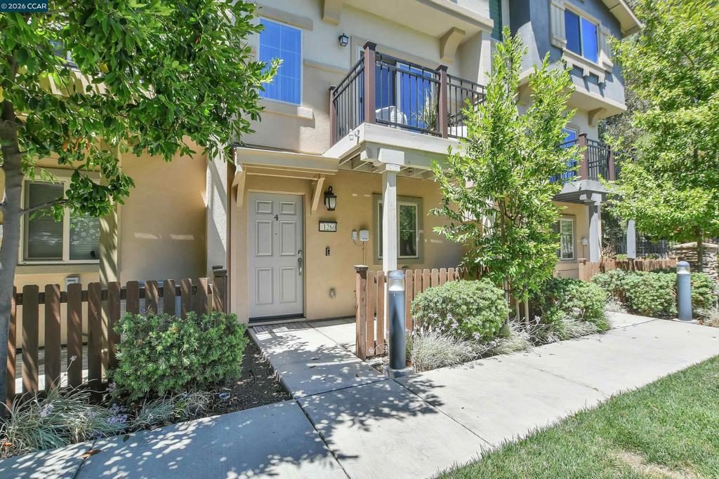 1260 Detroit Ave 4, Concord, CA 94520 — photo 1