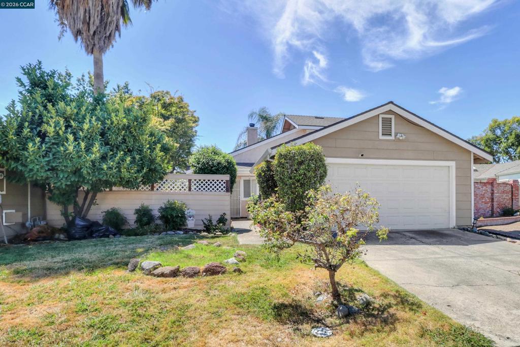 209 Cedar Rock Cir, Sacramento, CA 95823 — photo 1
