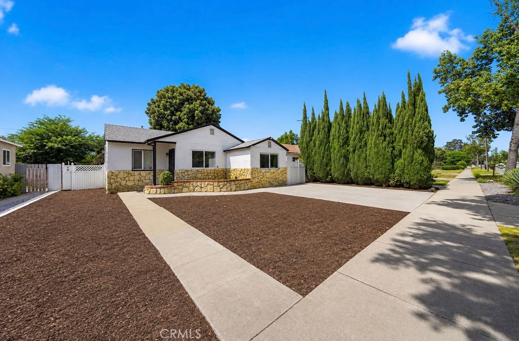 1344 Bonita, La Verne, CA 91750 — photo 1