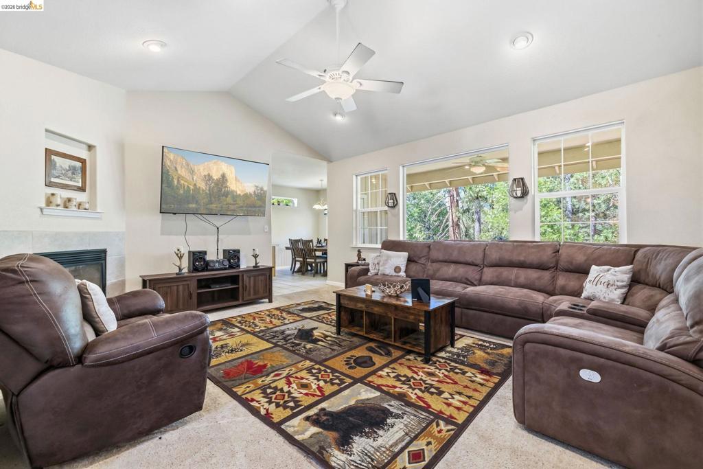 24230 N Oxbow Ln, Sonora, CA 95370 — photo 1