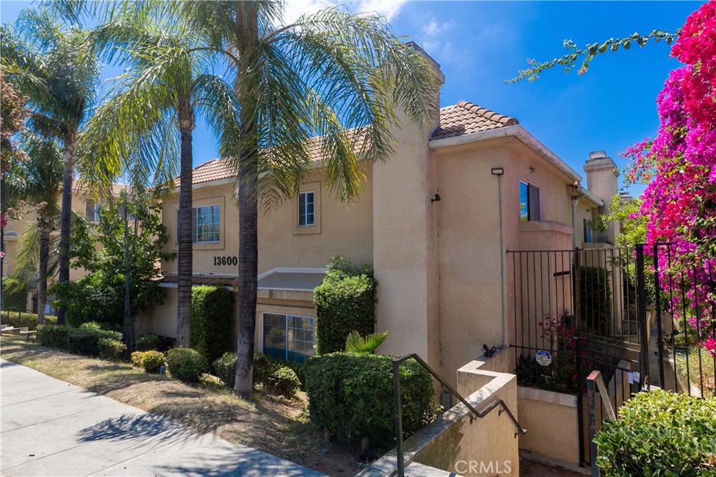 13600 Foothill, Sylmar, CA 91342 — photo 1