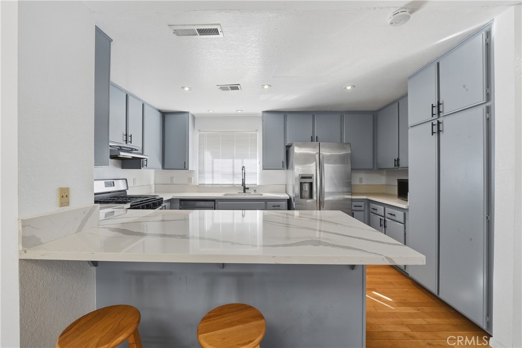 2915 E 60th Pl A, Huntington Park, CA 90255 — photo 1