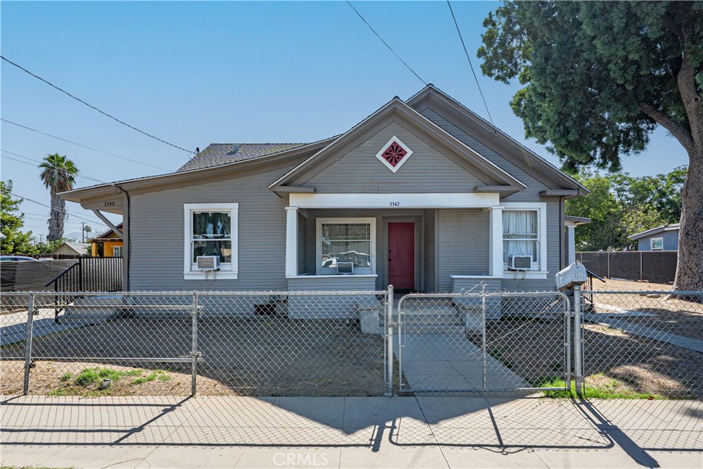 3342 Eucalyptus Avenue, Riverside, CA 92507 — photo 1