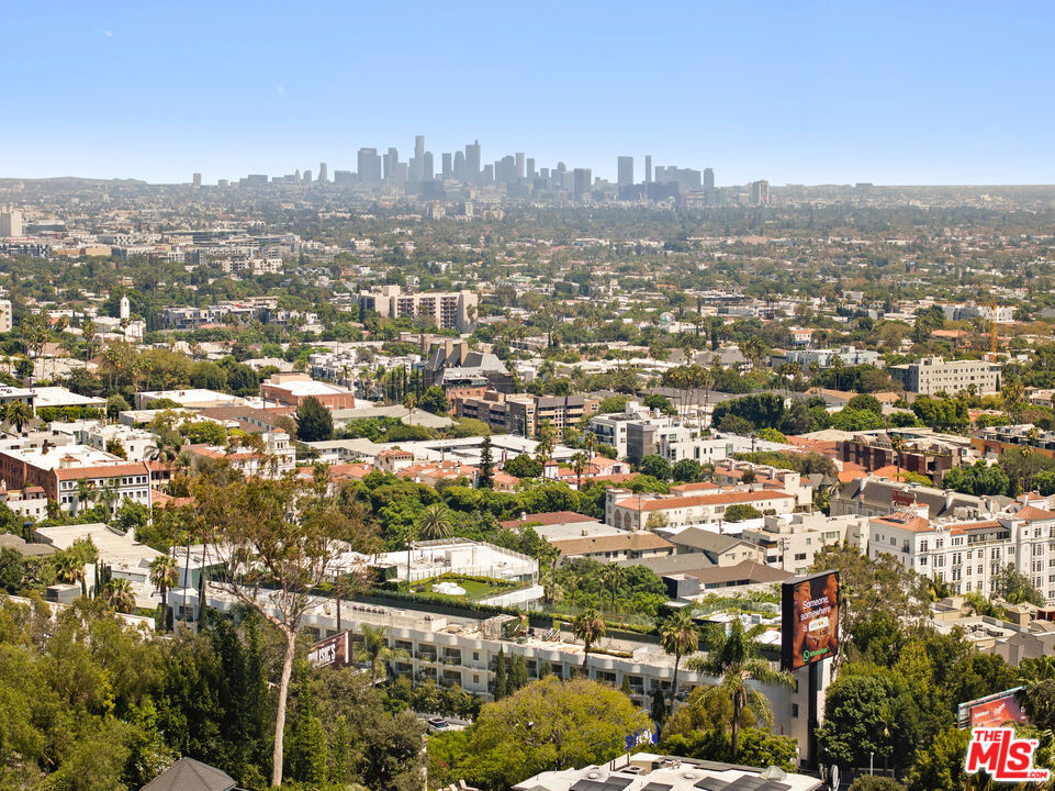 8430 Harold Way, Los Angeles, CA 90069 — photo 1