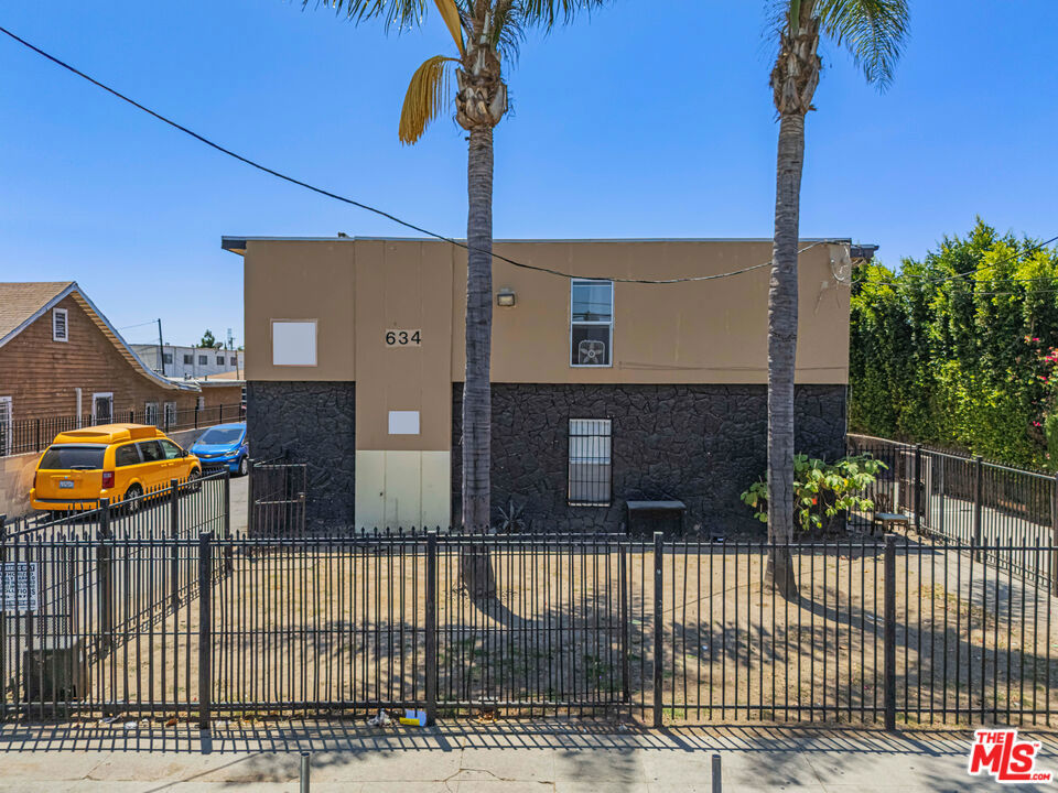 634 W 92nd Street, Los Angeles, CA 90044 — photo 1
