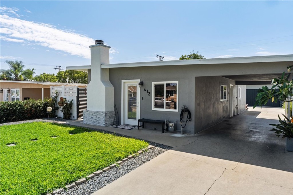 613 N Louise, Azusa, CA 91702 — photo 1