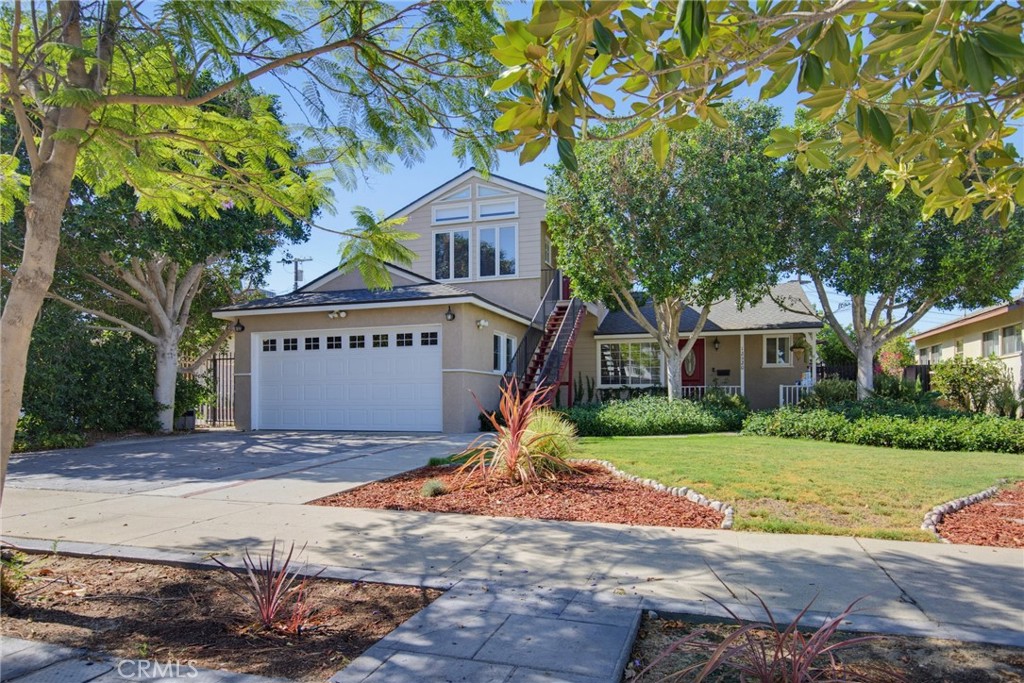 12520 Stagg Street, Los Angeles, CA 91605 — photo 1