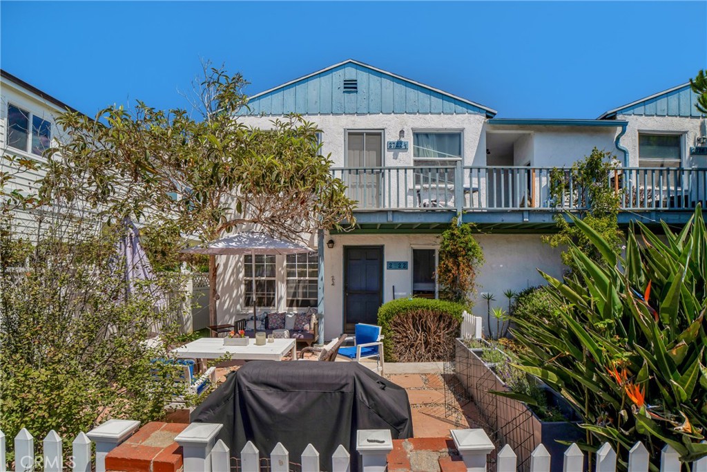 2722 Grand Canal, Los Angeles, CA 90291 — photo 1
