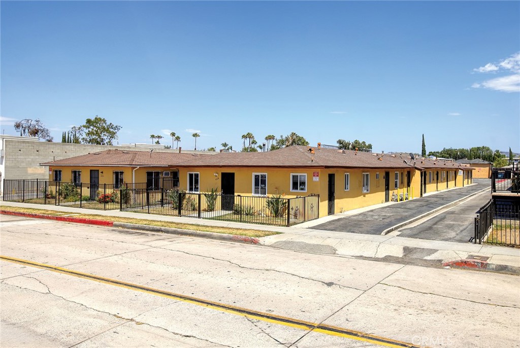 428 N Poplar Avenue, Montebello, CA 90640 — photo 1