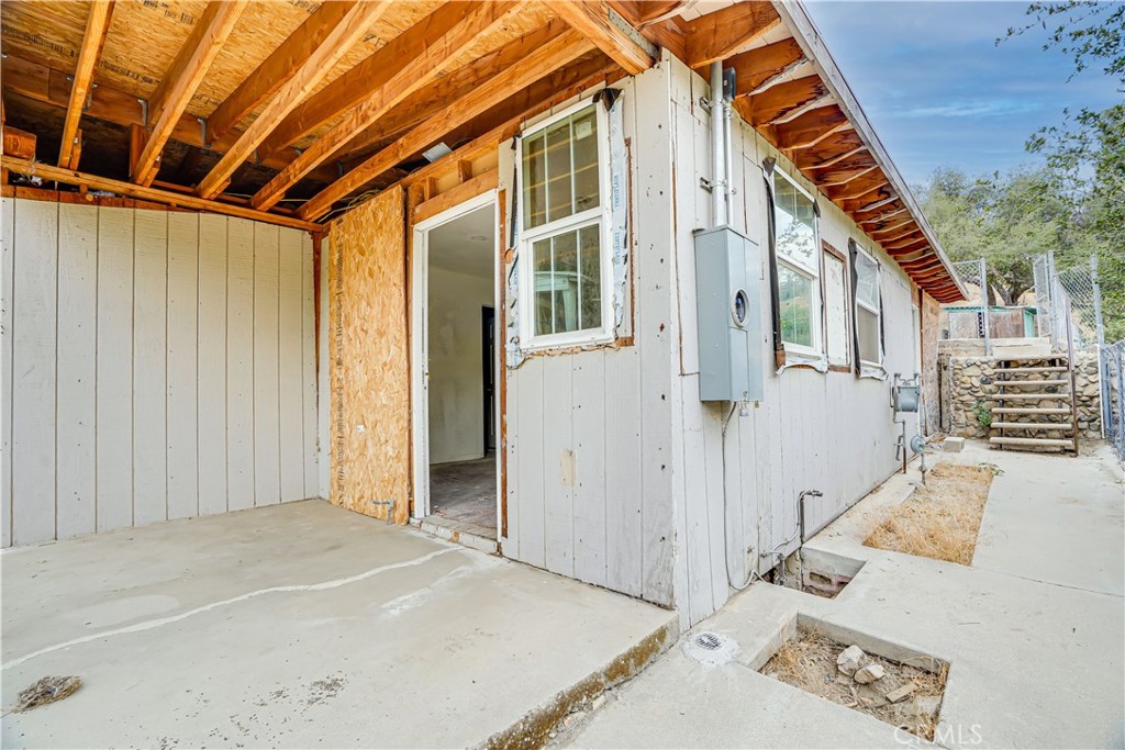 12055 Kagel Canyon, Sylmar, CA 91342 — photo 1