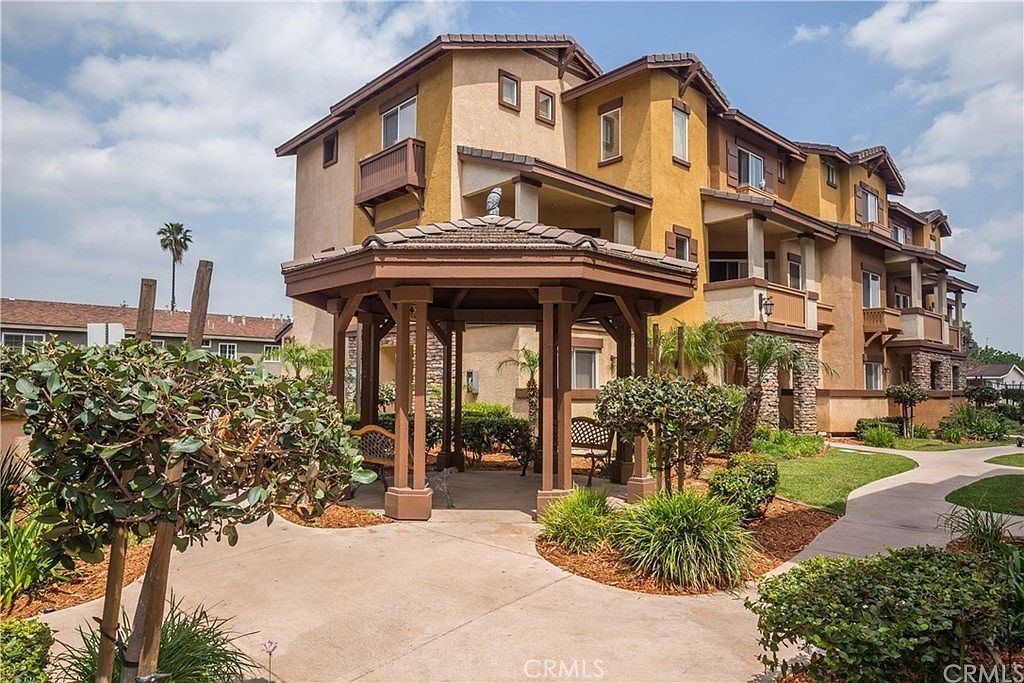 511 N Lark Ellen I, Covina, CA 91722 — photo 1