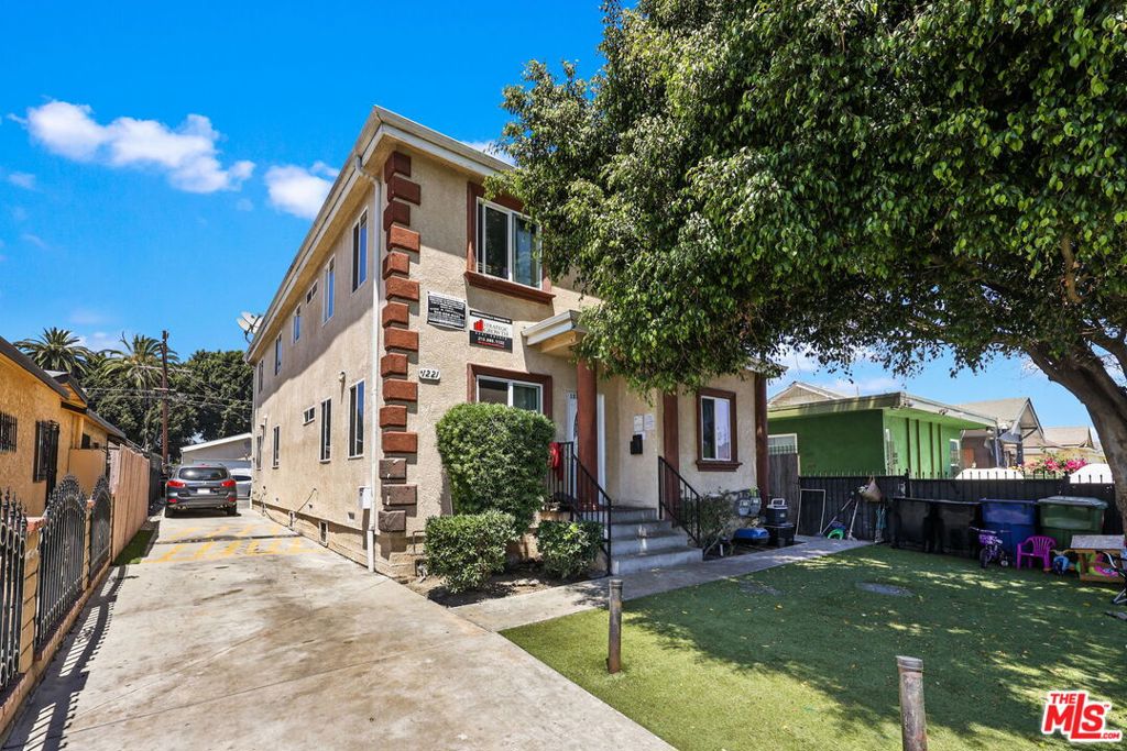 1219 E 57th Street, Los Angeles, CA 90011 — photo 1