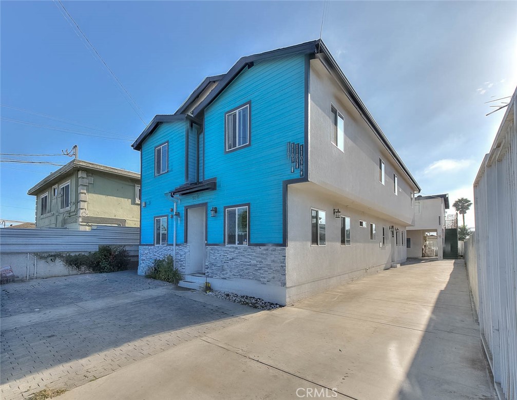 11031 Burin, Inglewood, CA 90304 — photo 1