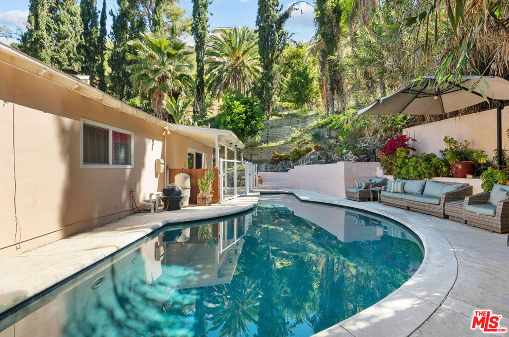 4300 Pampas Road, Woodland Hills, CA 91364 — photo 1