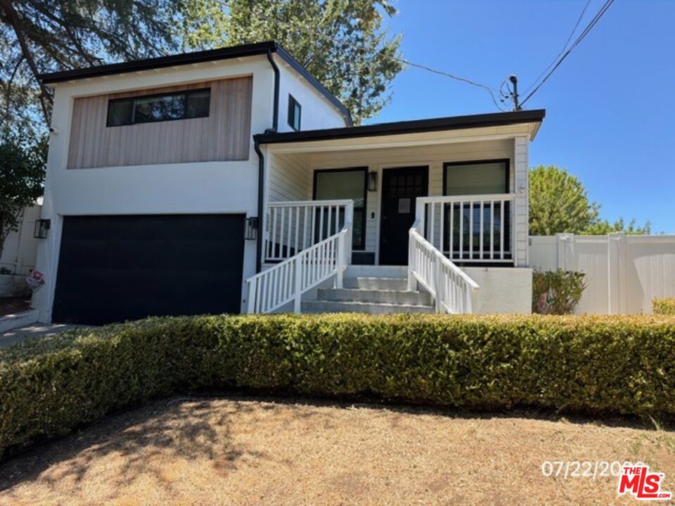 5433 Tampa Avenue, Los Angeles, CA 91356 — photo 1