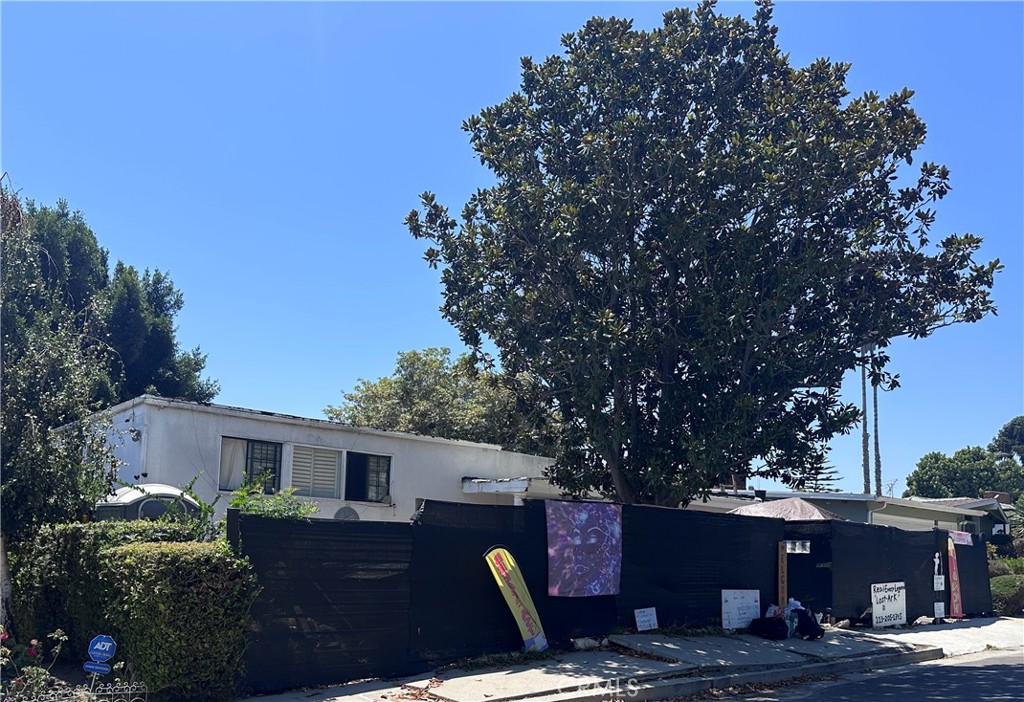 4258 Don Luis, Los Angeles, CA 90008 — photo 1