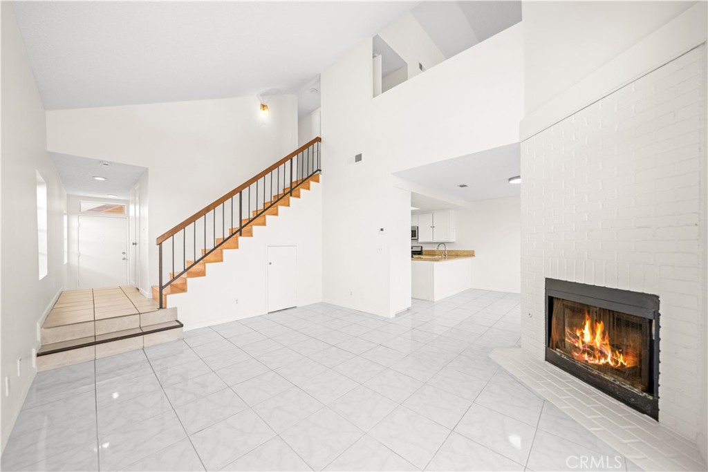 6060 Oak Street M, Huntington Park, CA 90255 — photo 1