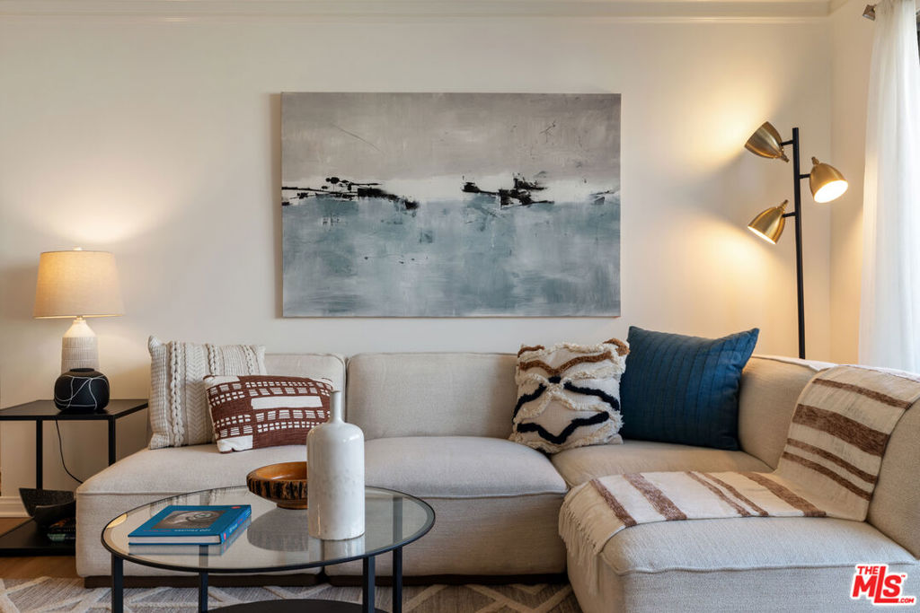 1021 12th Street 203, Santa Monica, CA 90403 — photo 1