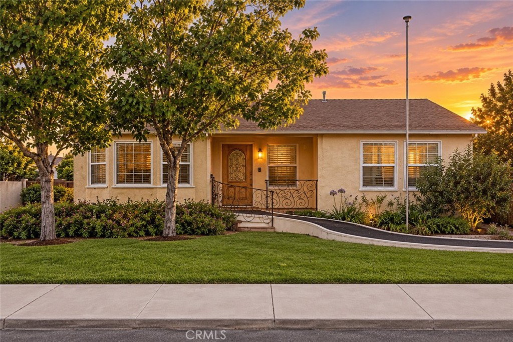 331 N Reese, Burbank, CA 91506 — photo 1