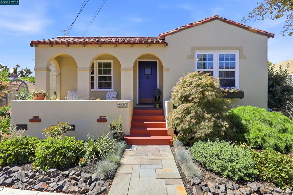 270 E 15th, Pittsburg, CA 94565 — photo 1