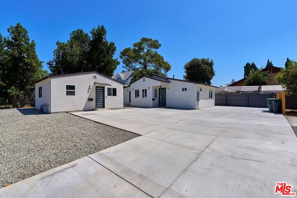 708 N El Molino Avenue, Pasadena, CA 91104 — photo 1
