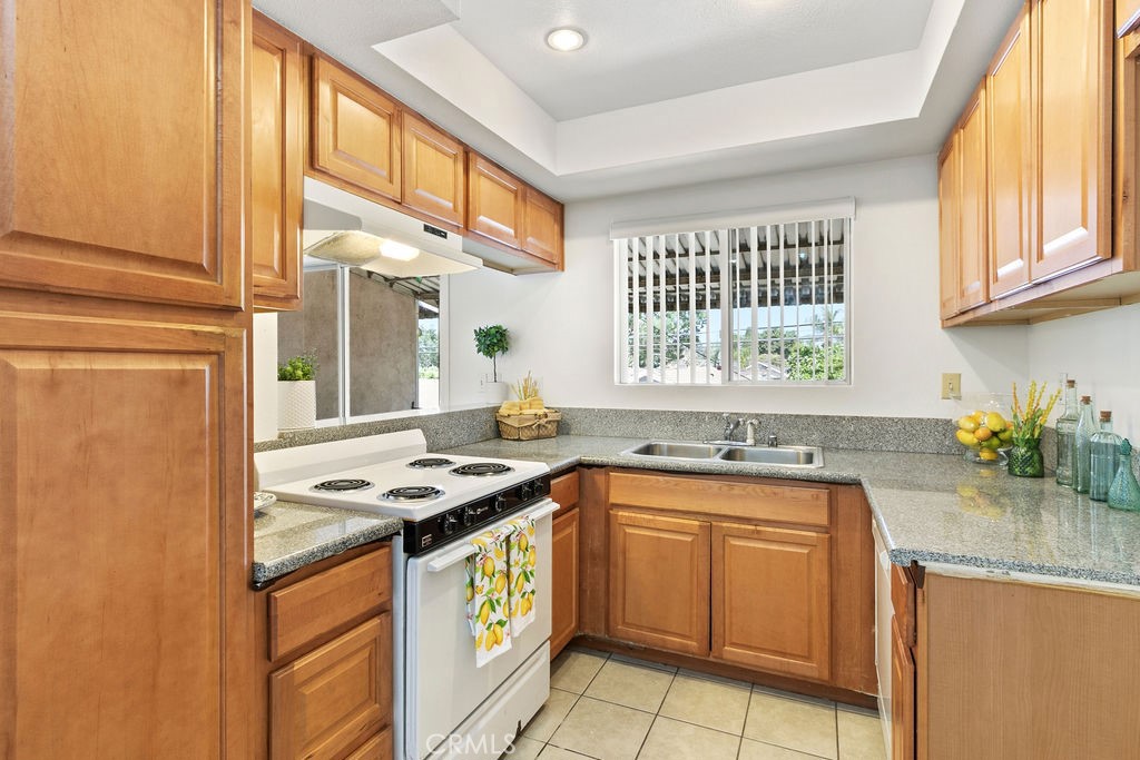 1801 Greenleaf Street 15, Santa Ana, CA 92706 — photo 1