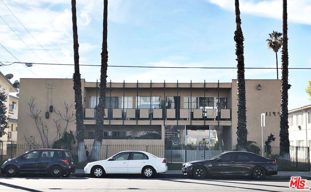 11940 Burbank Boulevard, Los Angeles, CA 91607 — photo 1